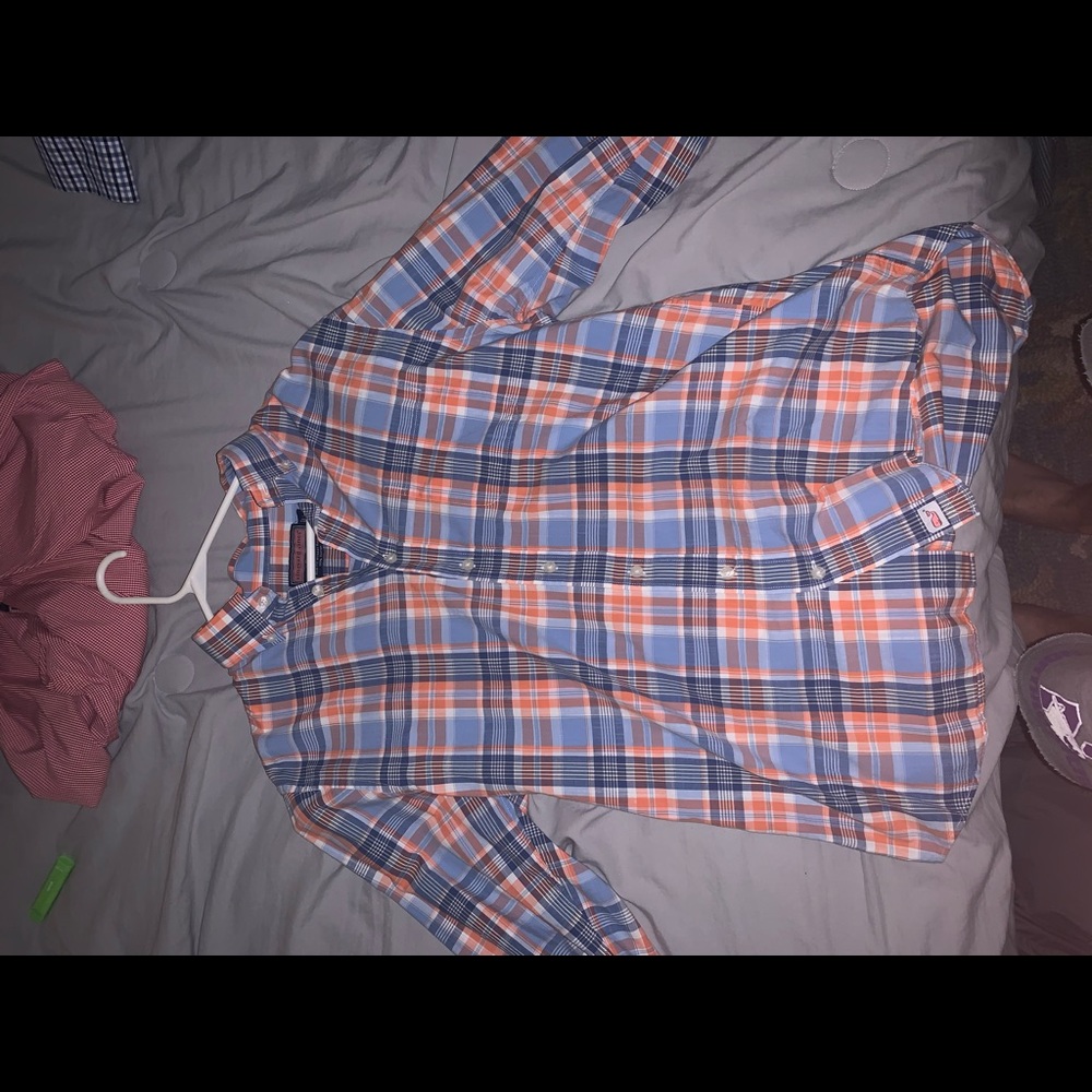 Vineyard Vines Button Up (Open to all offers)